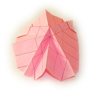 边缘的立体化折叠使得这个QT折纸玫瑰在样式上更加的漂亮