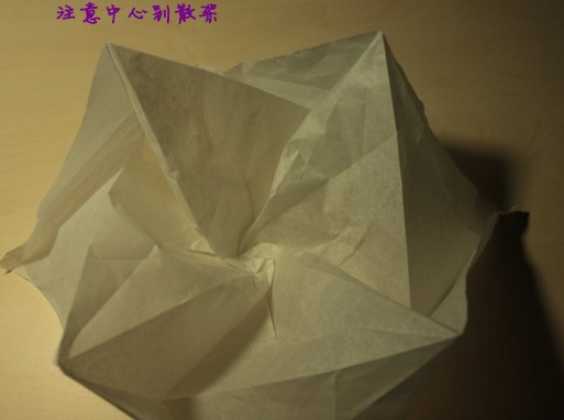 如何折纸玫瑰花的折法图解教程是折纸大全中的亮点教程