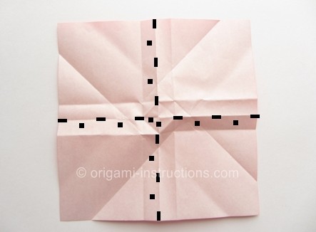 根据折纸的教程学习可以更好的掌握折纸玫瑰花的折纸制作