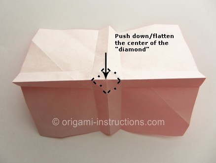 川崎纸玫瑰的折法是折纸玫瑰花制作里面最常见的
