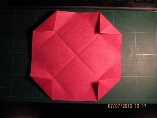 怎么折纸玫瑰的疑问在这个折纸玫瑰教程学习和制作中得到彻底的解决