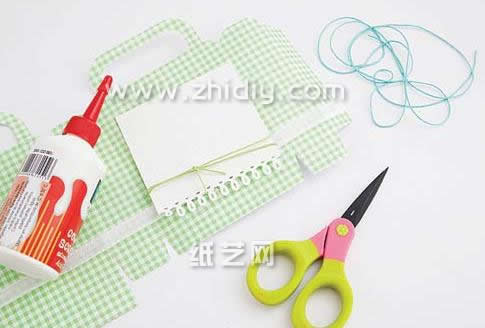 简单的手工材料也可以制作出非常漂亮具有质感的折纸小礼袋来