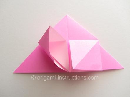 这样的独特的四方形结构是使得折纸模型本身变得更加漂亮的一个关键元素