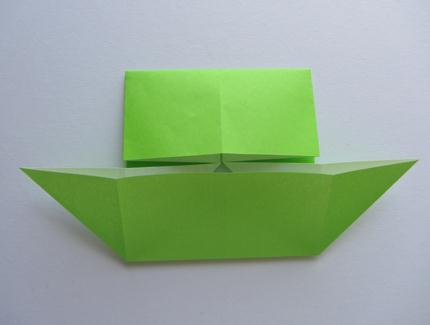简单的折纸构型能够带来不一样的折纸模型体验和最终很好的折纸展示效果