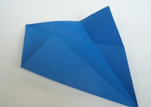 折纸大全图解中有许多重要的基本折纸模型都应该首先的学会