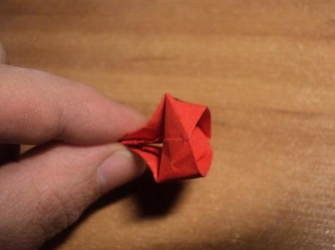 漂亮的折纸三角插手工DIY教程一步一步的教你学习折纸三角插小鸭子