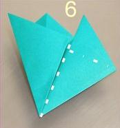 五边形的纸张结构是制作折纸花比较常用的一种结构类型