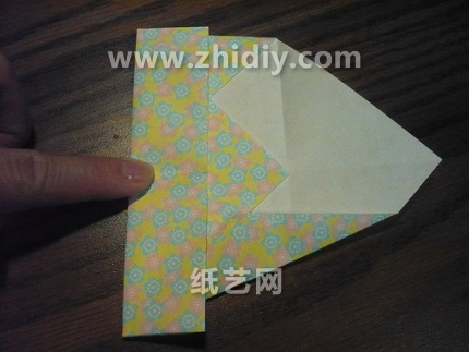 折纸大全图解中以礼盒的折纸制作最为受到大家的喜欢和关注了