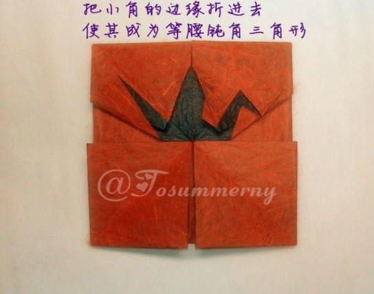 常见的折纸千纸鹤制作教程从终极效果来看还是不如这个折纸千纸鹤徽章漂亮