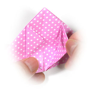 折纸大全图解中儿童折纸的制作方式常常能够让制作者感觉到轻松和愉快