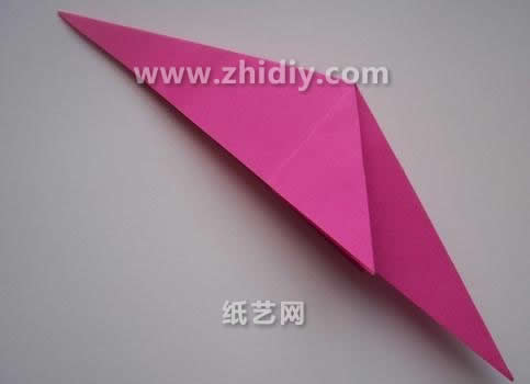 经典的折纸鹦鹉制作教程实际上也主要是尝试将鹦鹉塑形完成