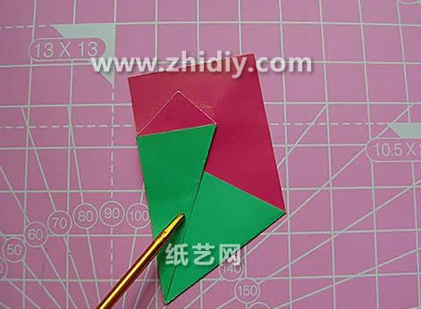 折纸花球基本单元模型从构型上来说通常都是十分对称的结构