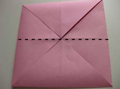 经典的折纸星星制作教程提升大家对于手工折纸的乐趣的关注度