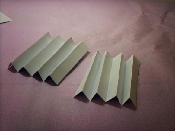 组合折纸的优势在于能够让手工折纸爱好者较为轻松的完成这个制作