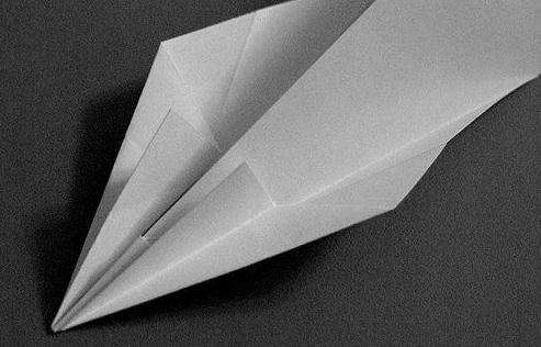 学习这个米格29折纸战斗机帮助我们更好的理解手工折纸飞机制作的精髓