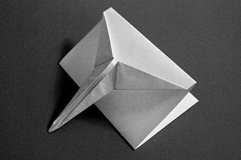 漂亮的折纸米格29战斗机折纸教程帮助你体验如何制作出优秀的折纸战斗机来