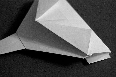 经典的折纸飞机图解教程帮助大家更好的理解折纸战斗机的精髓