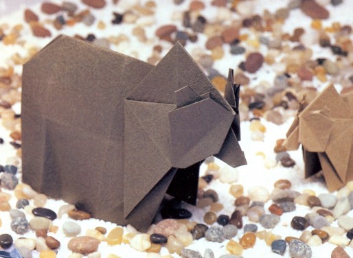 折纸灰熊的图解教程