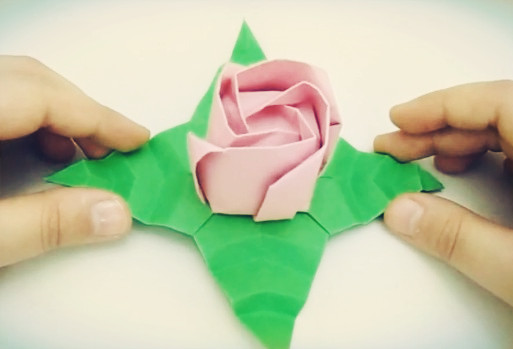 简单玫瑰花的折法 精致完整手工折纸玫瑰花折法视频教程