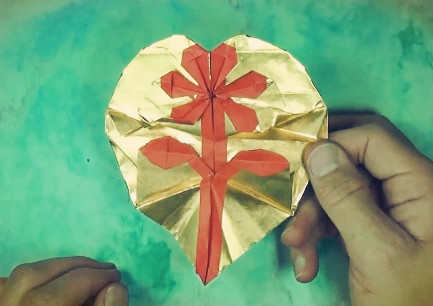 情人节折纸大全之折纸花里的折纸折纸心情人节贺卡制作教程