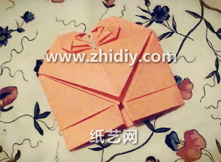 情人节折纸心信封的折法教程手把手教你制作漂亮的折纸心信封