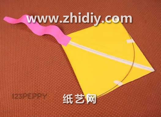 风筝的制作方法大全教你如何制作出漂亮的儿童折纸风筝