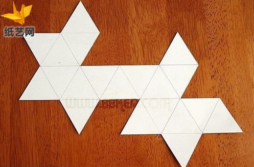 简单的折纸制作教程帮助大家制作出漂亮的立体灯笼样式
