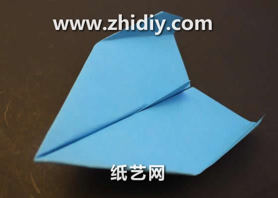 折纸飞机大全教程手把手教你制作出漂亮的折纸滑翔机