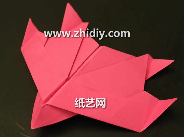 折纸飞机大全图解教程手把手教你制作出精美的折纸鸟型折纸滑翔机