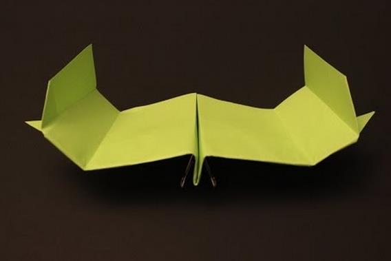 折纸飞机大全之新空中之王手工折纸飞机折法教程