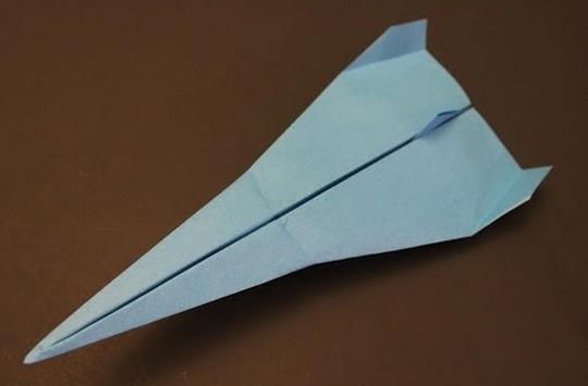 经典折纸战斗机的折纸飞机的折法视频教程