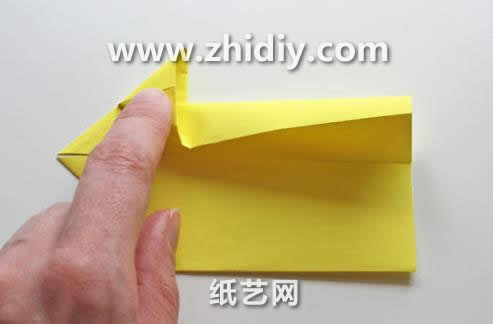 手工折纸箭头的简单折法教程帮助你快速的完成精美的折纸箭头