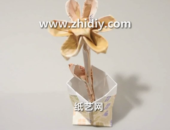 折纸花瓶的简单手工折纸教程手把手教你制作出精美的折纸盒折纸收纳盒