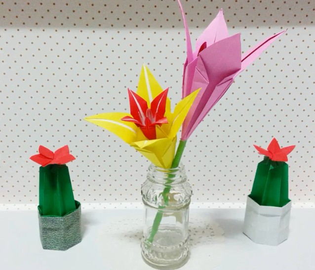 儿童节手工折纸百合花的折纸花制作教程