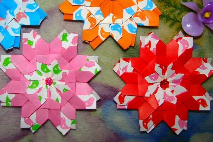 折纸大全之折纸雪花的精美手工折纸教程