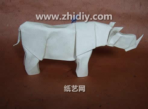 折纸犀牛的折纸教程手把手教你制作出独特的手工折纸犀牛