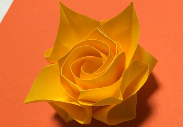 好看的折纸玫瑰花手工折纸制作教程