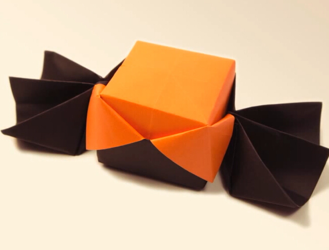 万圣节折纸蝙蝠折纸盒子的手工折纸视频教程