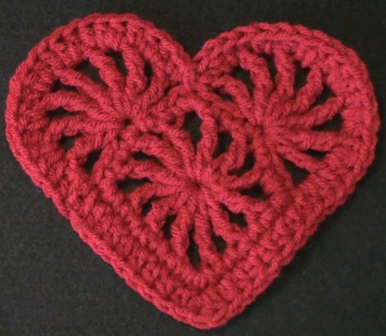 情人节钩针编织心教程教你如何编织出漂亮的心来