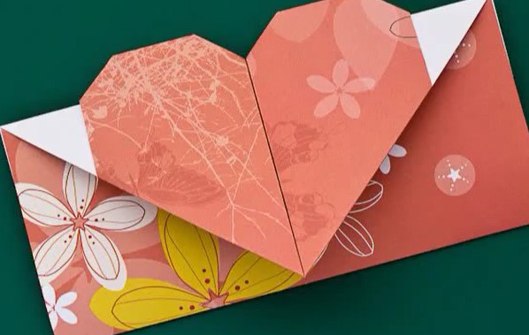 情人节手工礼物折纸心信封的折法视频教程教你折纸心信封如何做