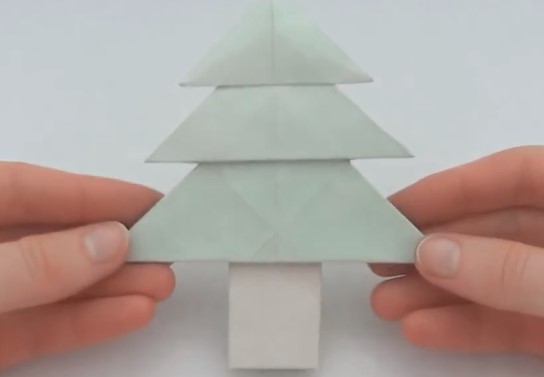 圣诞节简单手工折纸圣诞树的折法教程