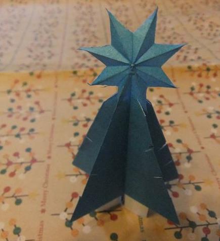 圣诞节五分钟教你制作出折纸圣诞树来