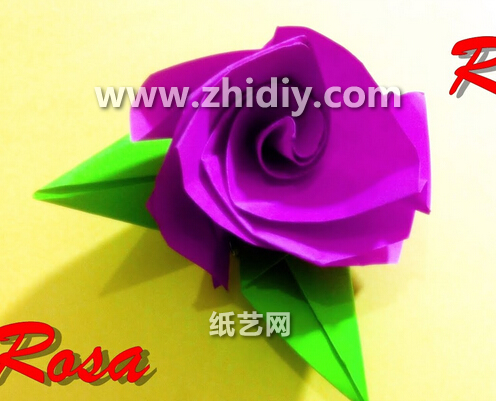 手工折纸玫瑰花的折法教程教你简单旋转折纸玫瑰花如何折