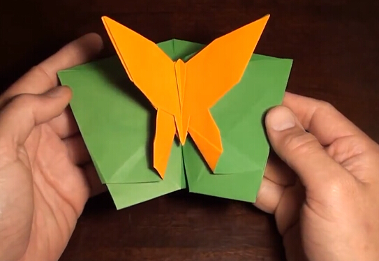 圣诞贺卡大全教你纯手工折纸蝴蝶立体贺卡制作教程