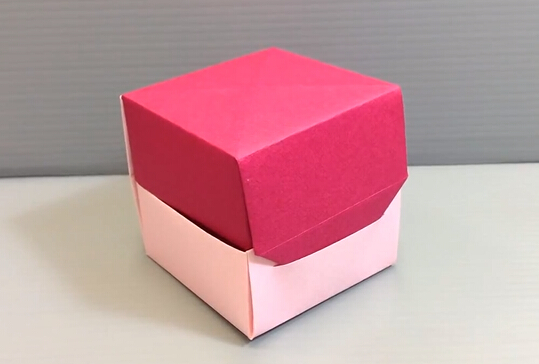 折纸包装盒_简单手工折纸带盖子的折纸盒的折法