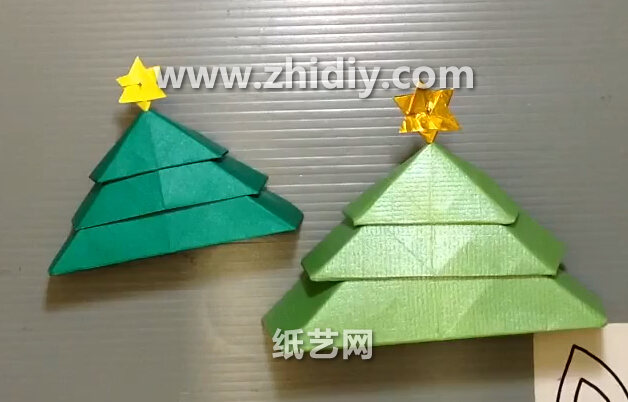 手工折纸圣诞树的折法视频教程手把手教你学习精美的折纸圣诞树