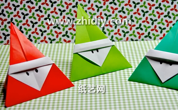 手工折纸卡通圣诞老人的折法教程教你制作出精美的卡通折纸圣诞老人