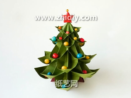 手工折纸圣诞树的折法教程教你折叠出精美的立体圣诞树