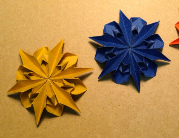 折纸花手工折法教你如何制作折纸大丽花