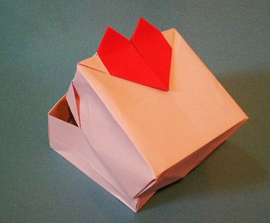 情人节折纸心手工折纸盒子的折法教程